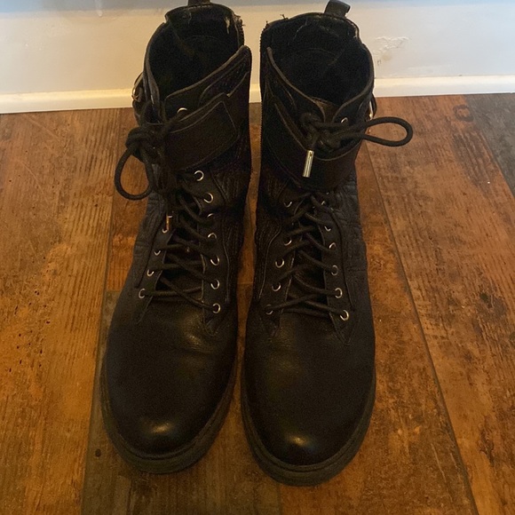 Vince Camuto black combat boots - Picture 6 of 11